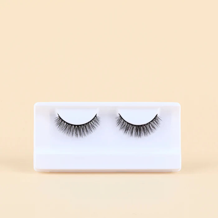 PESTAÑAS ENTERAS ATENEA REF: HEART